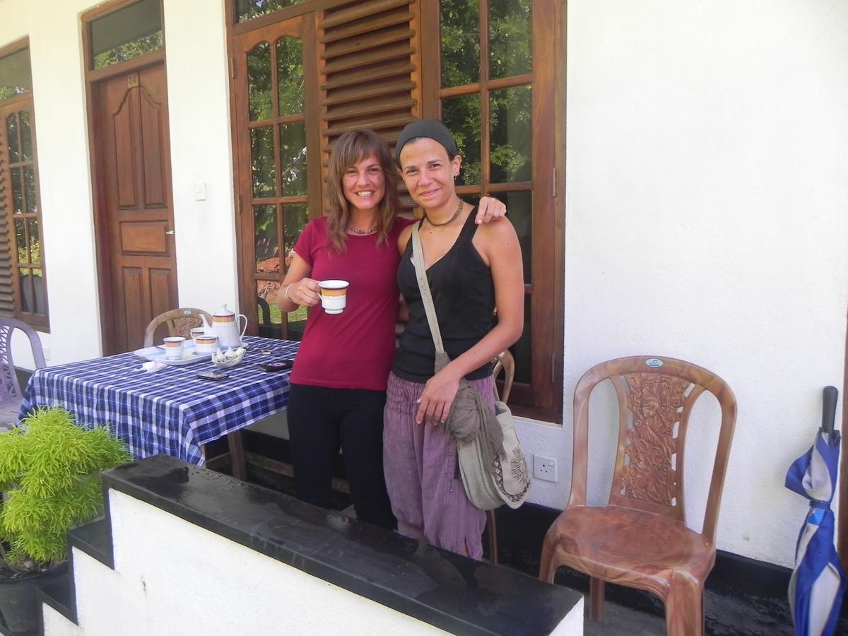 Rainbowswell Beach Resort Unawatuna Dış mekan fotoğraf