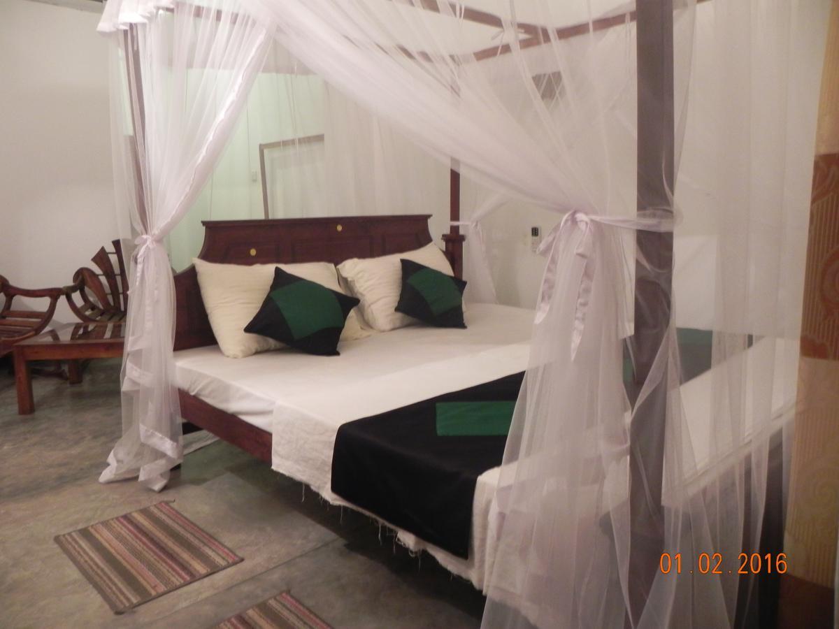 Rainbowswell Beach Resort Unawatuna Dış mekan fotoğraf